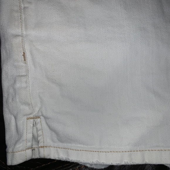 Calvin Klein jean shorts - Picture 8 of 9